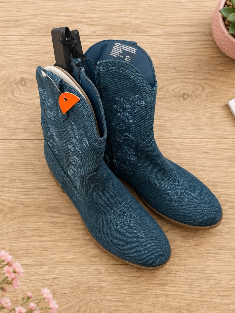 Hi Denim Blue Western Boots - Classic Cowboy Style